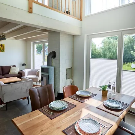 Pier 84 - Tolles Fuer Bis Zu 4 Personen Mit Kaminofen Und Sauna - Haustiere Herzlich Willkommen, Direkt Am Wasser Gelegen Nordhorn