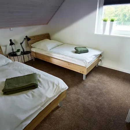 Dom wakacyjny Pier 84 - Tolles Fuer Bis Zu 4 Personen Mit Kaminofen Und Sauna - Haustiere Herzlich Willkommen, Direkt Am Wasser Gelegen
